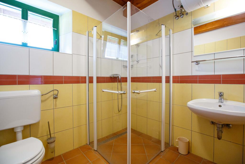 Oereghegyi Apartman Vindornyalak Ruang foto